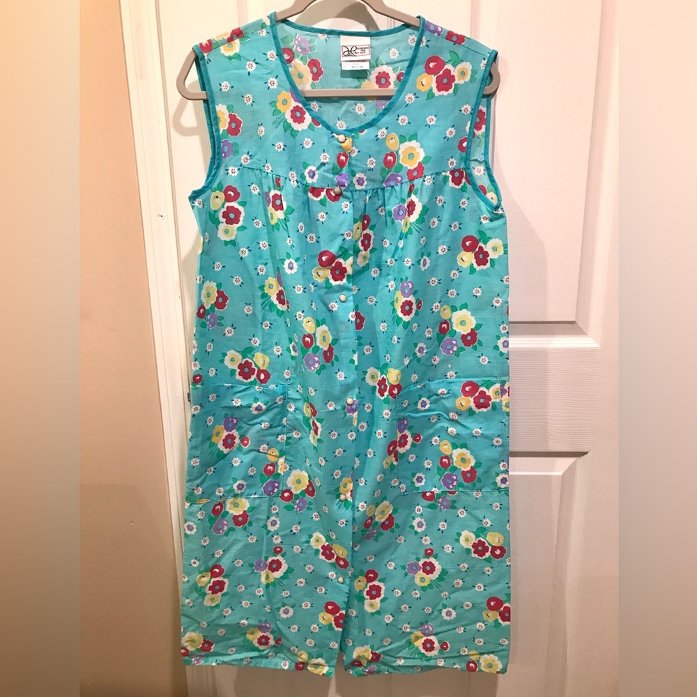 Vintage Floral Housecoat Dress Snaps Pockets Sz M